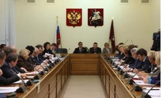 20 октября в Мосгордуме состоялось совместное заседание парламентских комиссий, на котором депутаты рассмотрели проект закона города «О бюджете города Москвы на 2015 год и плановый период 2016 и 2017 годов».