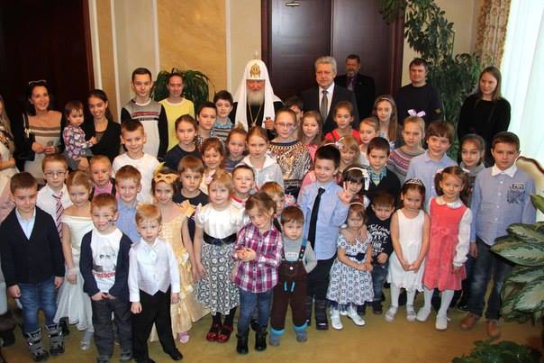 Патриарх Кирилл побывал на Рождественском празднике в Кремле